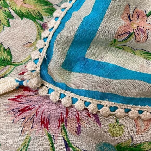 Large Square Hilfiger Denim Brand Floral Print Scarf - Picture 7 of 9